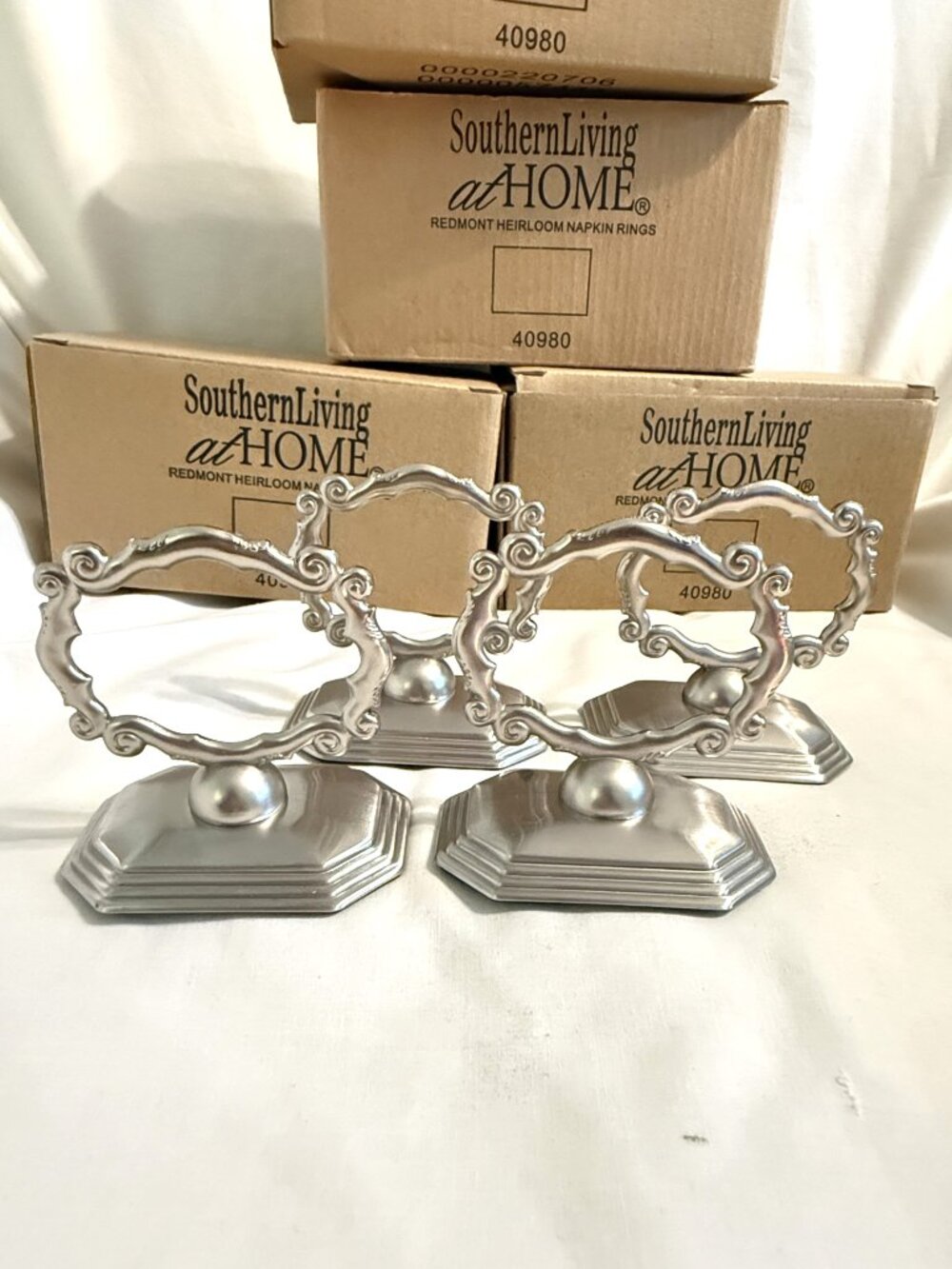 Southern Living at Home Redmont Heirloom Napkin Rings Set of 16 NEW Silver Tone